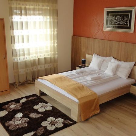 Hotel Centrum סגד מראה חיצוני תמונה